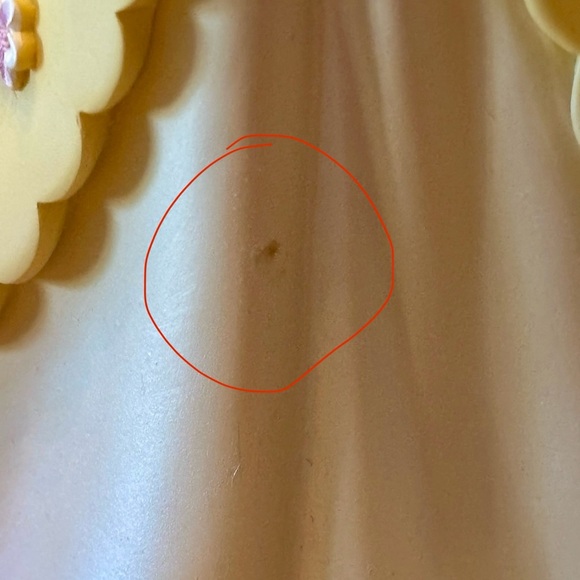 Disney Floral Coll / Charming Snow White Figurine with Basket - Blue and Yellow - Picture 3 of 8